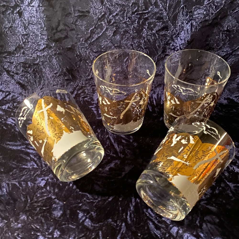 GORGEOUS Set Of 4 Gold MOUNTAIN Mid Century Low Ball Glasses - Picture 1 of 5